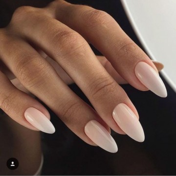 Накладні нігті Kitty nail пудрове молоко, форма мигдаль, середні, 24 шт